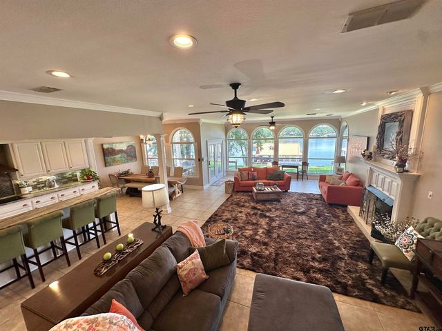 13449 S Hillcreek Rd, Whitehouse, TX 75791