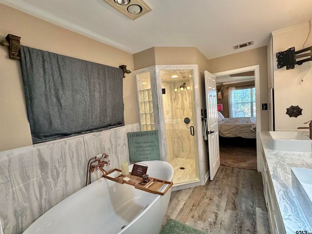 13449 S Hillcreek Rd, Whitehouse, TX 75791