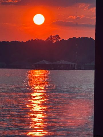 13449 S Hillcreek Rd, Whitehouse, TX 75791