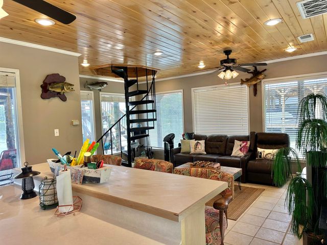 13449 S Hillcreek Rd, Whitehouse, TX 75791