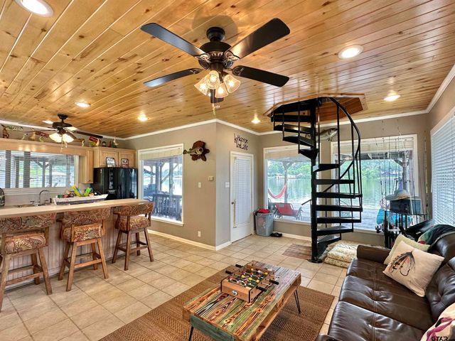 13449 S Hillcreek Rd, Whitehouse, TX 75791