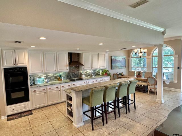 13449 S Hillcreek Rd, Whitehouse, TX 75791