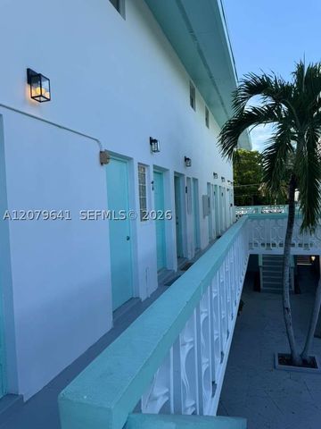 421 NE 68th St 8, Miami, FL 33138
