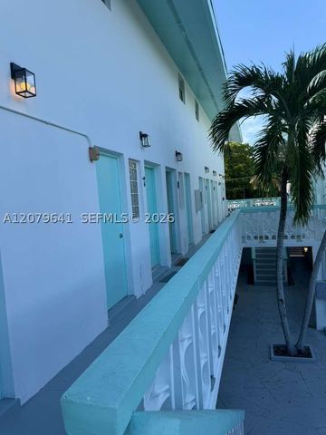 421 NE 68th St 8, Miami, FL 33138