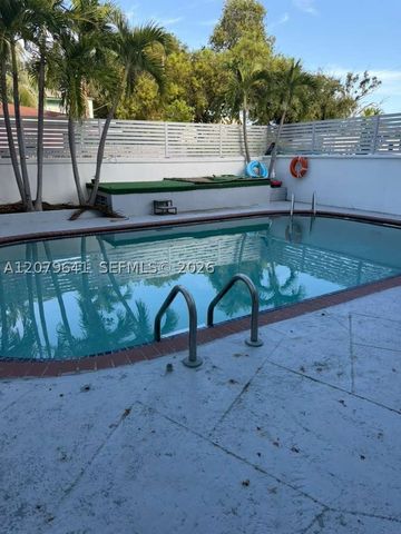 421 NE 68th St 8, Miami, FL 33138