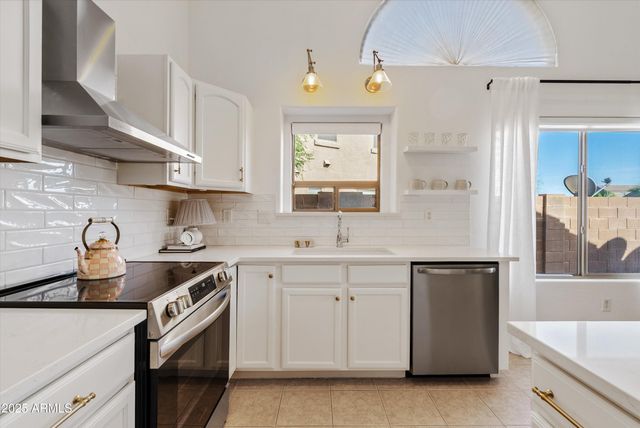 4507 E TANZANITE Lane, San Tan Valley, AZ 85143