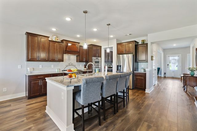 1108 Brixworth Dr, Spring Hill, TN 37174