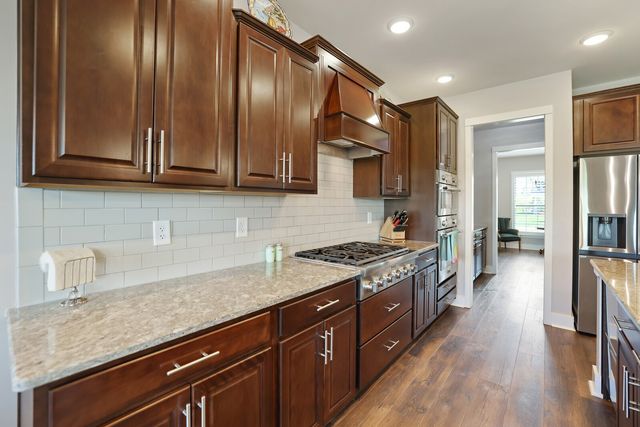 1108 Brixworth Dr, Spring Hill, TN 37174