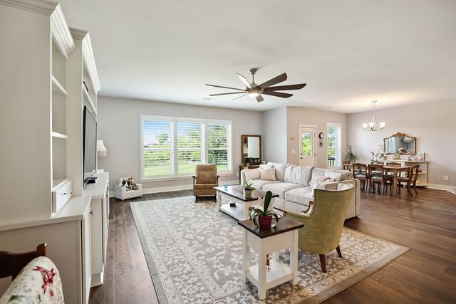 1108 Brixworth Dr, Spring Hill, TN 37174