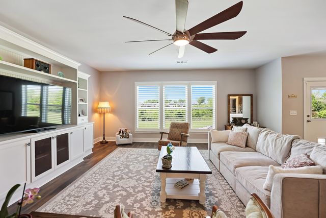 1108 Brixworth Dr, Spring Hill, TN 37174