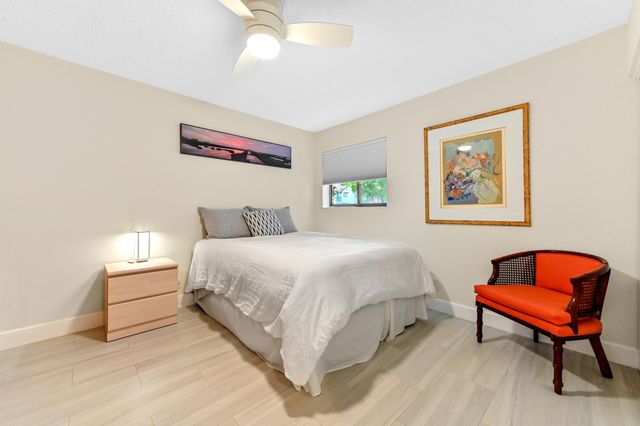 5743 Fairway Park Court 105, Boynton Beach, FL 33437