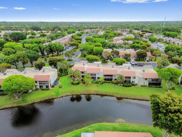 5743 Fairway Park Court 105, Boynton Beach, FL 33437