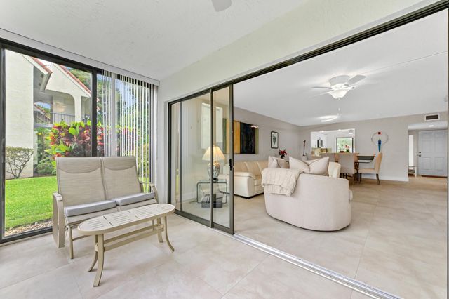 5743 Fairway Park Court 105, Boynton Beach, FL 33437