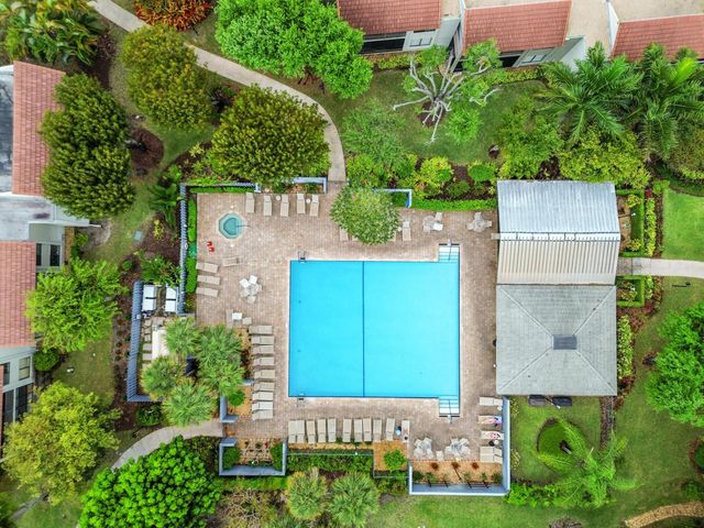 5743 Fairway Park Court 105, Boynton Beach, FL 33437