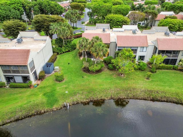 5743 Fairway Park Court 105, Boynton Beach, FL 33437