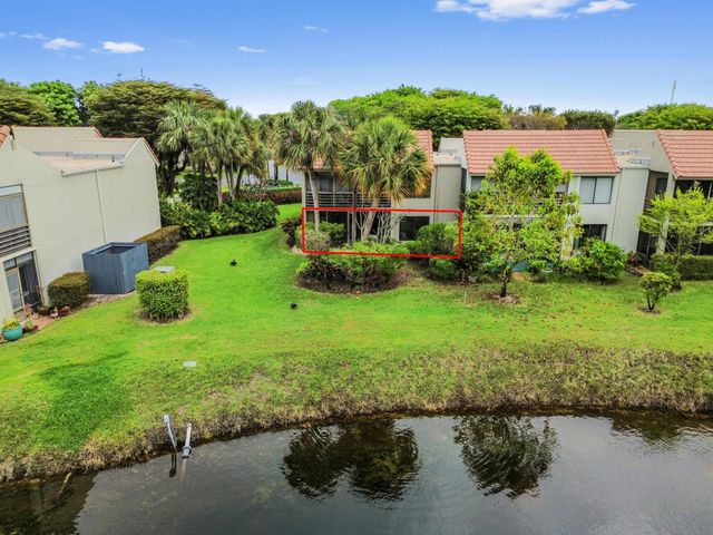 5743 Fairway Park Court 105, Boynton Beach, FL 33437
