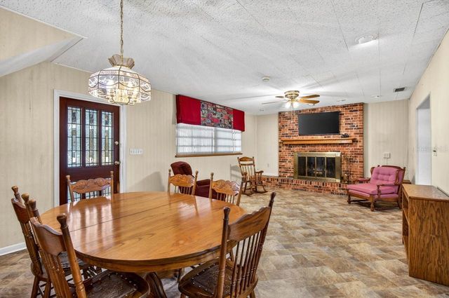 825 W WHATLEY PLACE, Tampa, FL 33604