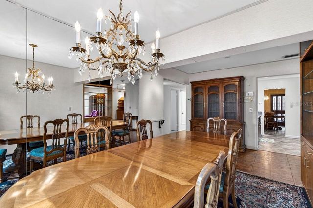 825 W WHATLEY PLACE, Tampa, FL 33604