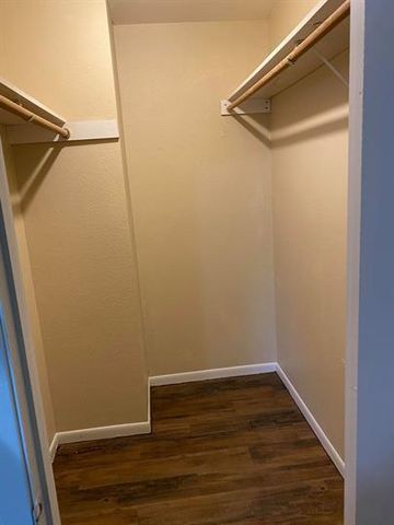 139 Elm DR 106, Lockhart, TX 78644