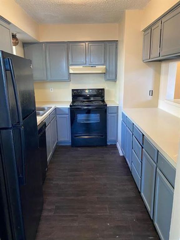 139 Elm DR 106, Lockhart, TX 78644