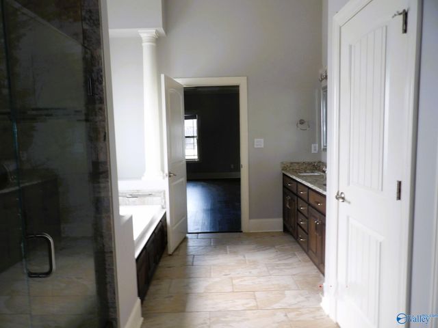 25439 Nottingham Drive, Athens, AL 35613