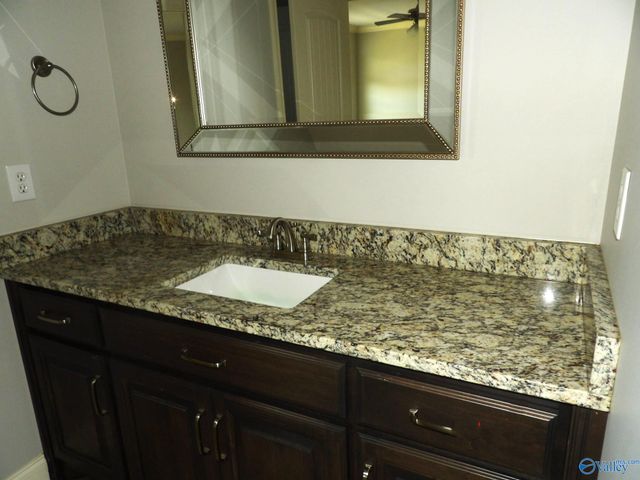 25439 Nottingham Drive, Athens, AL 35613