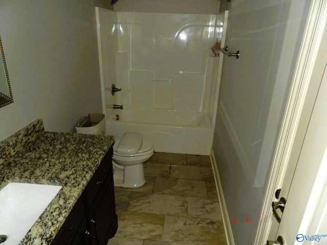25439 Nottingham Drive, Athens, AL 35613
