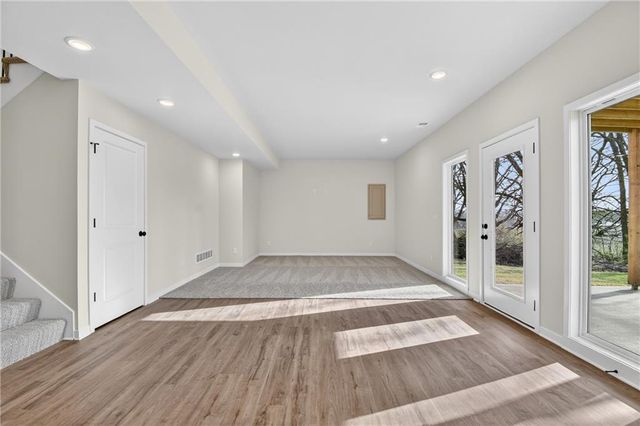 1336 N Holland Drive, Independence, MO 64056