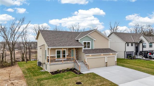 1336 N Holland Drive, Independence, MO 64056