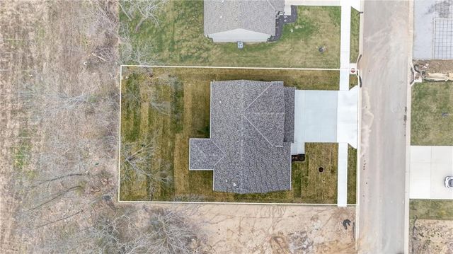 1336 N Holland Drive, Independence, MO 64056