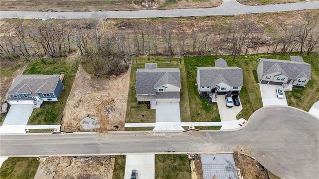 1336 N Holland Drive, Independence, MO 64056