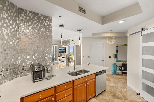 1209 E CUMBERLAND AVENUE 807, Tampa, FL 33602