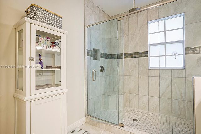 140 Ocean Breeze Dr 140, Juno Beach, FL 33408