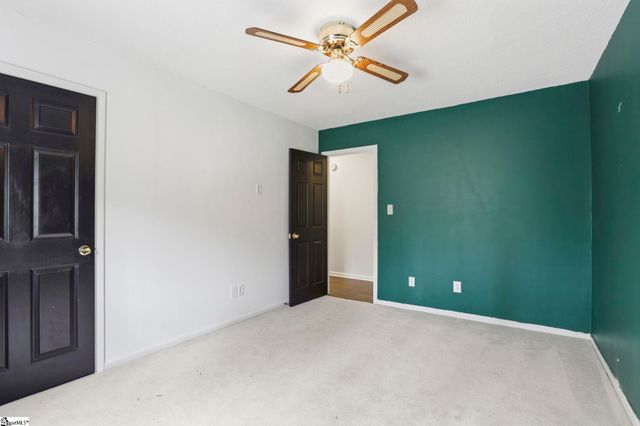 1301 Winding Way, Taylors, SC 29687