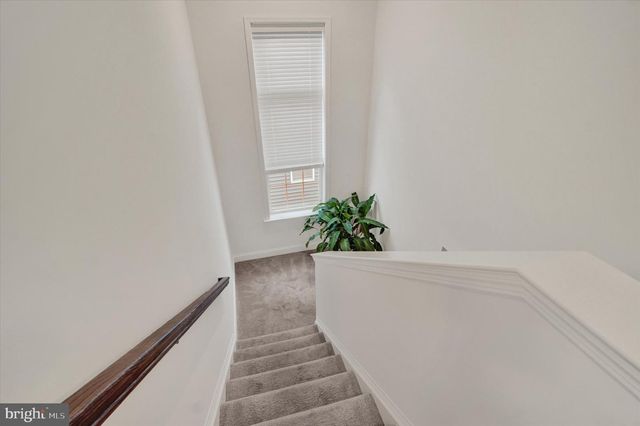 3274 LONGVIEW RD, Mechanicsburg, PA 17055