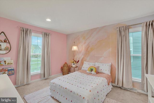 3274 LONGVIEW RD, Mechanicsburg, PA 17055