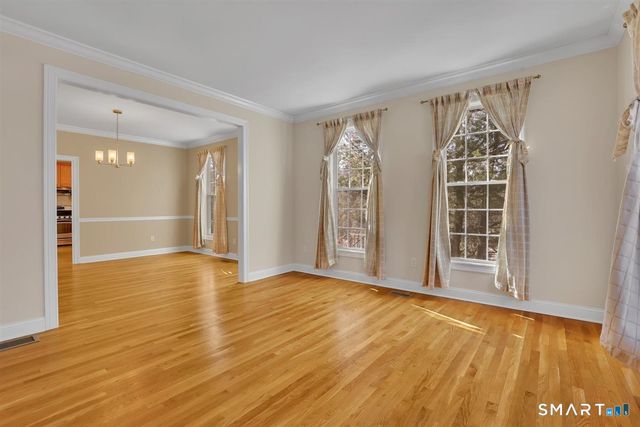 25 Fenwick Drive, Avon, CT 06001