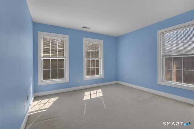 25 Fenwick Drive, Avon, CT 06001