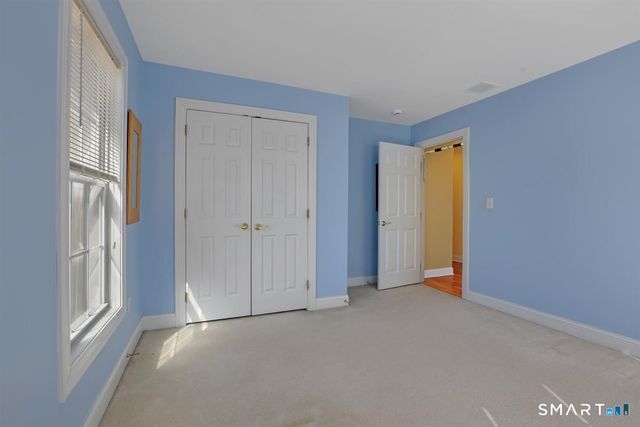 25 Fenwick Drive, Avon, CT 06001