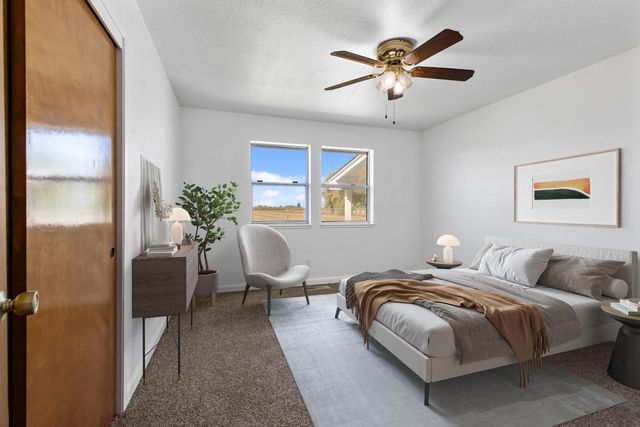 10680 Cleveland Ave, Oakdale, CA 95361