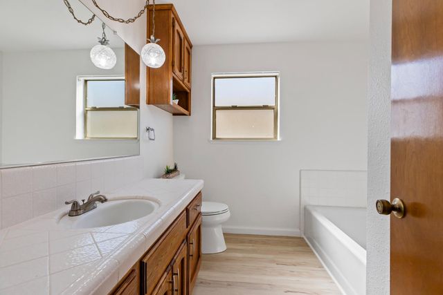 10680 Cleveland Ave, Oakdale, CA 95361