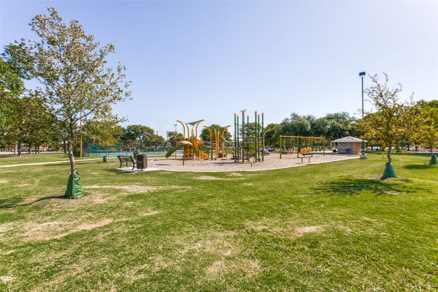 2604 Custer Parkway B, Richardson, TX 75080