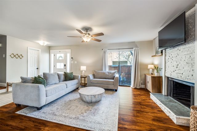 2604 Custer Parkway B, Richardson, TX 75080