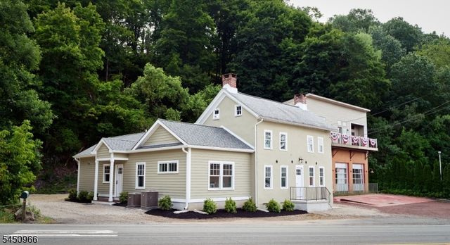 30 N Franklin St, Lambertville City, NJ 08530