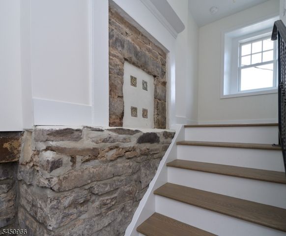 30 N Franklin St, Lambertville City, NJ 08530