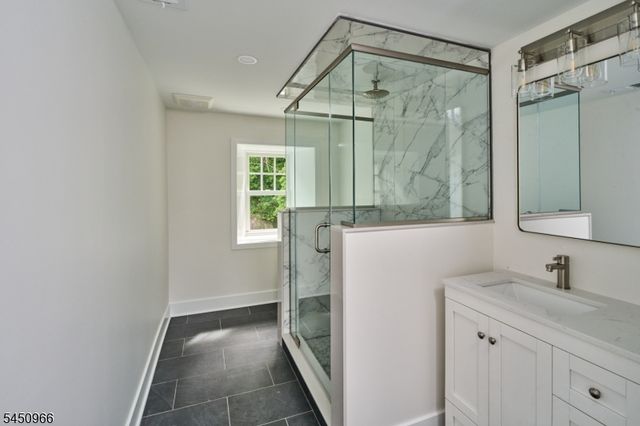 30 N Franklin St, Lambertville City, NJ 08530
