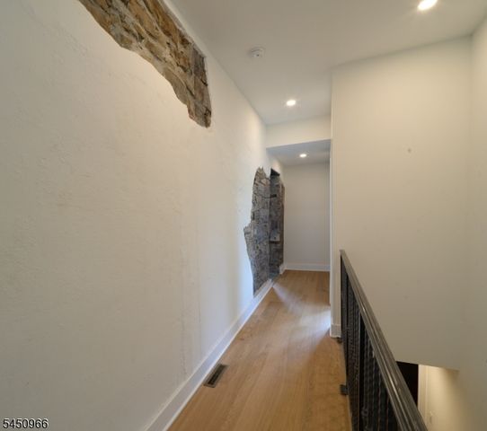 30 N Franklin St, Lambertville City, NJ 08530
