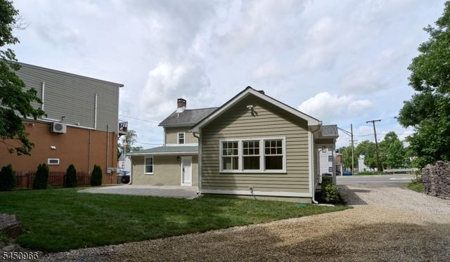 30 N Franklin St, Lambertville City, NJ 08530