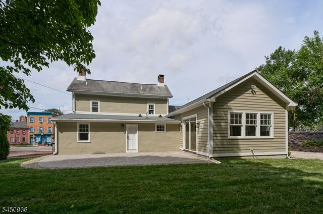 30 N Franklin St, Lambertville City, NJ 08530