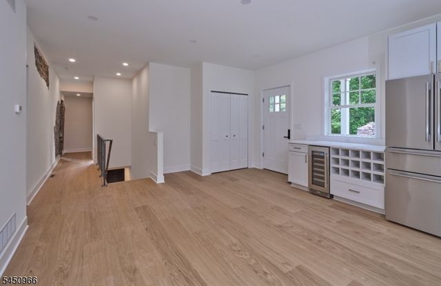 30 N Franklin St, Lambertville City, NJ 08530